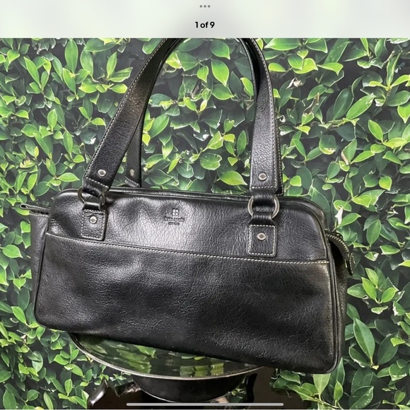 Kate Spade New York Grain Leather black Handbag Purse Stripe Lining ⭐️ - Picture 1 of 8
